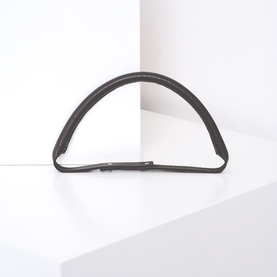 Hilla_handle_black