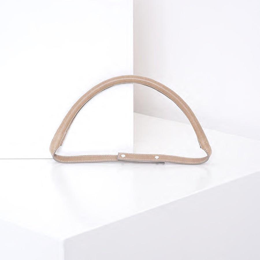 Hilla_handle_light_clay