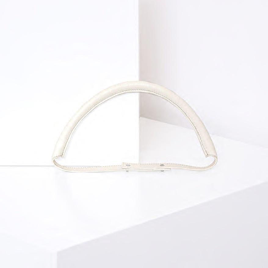 Hilla_handle_light_shell