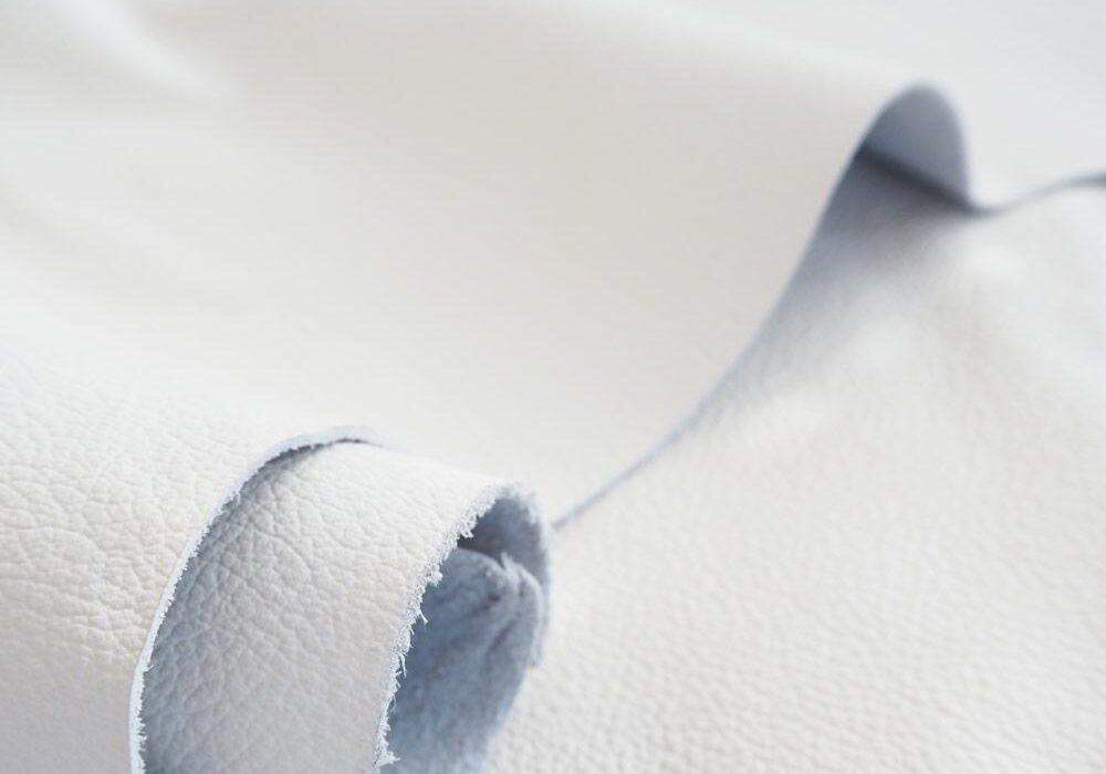 Isku-excess-closeup-white-14