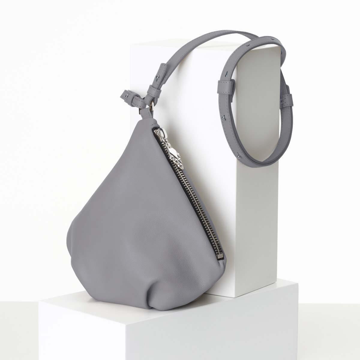 Lovia_Käpy022_grey_front_side