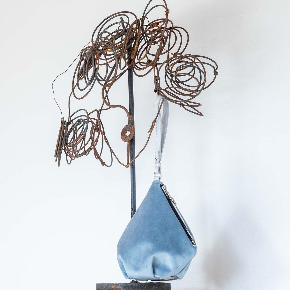 lovia_käpy_blue_kwum